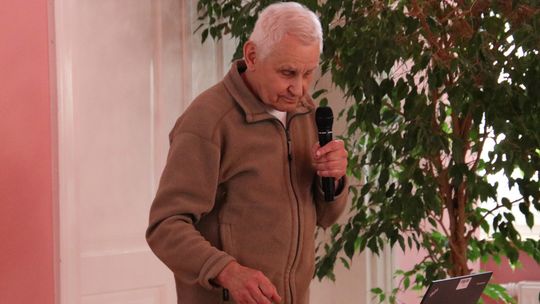 „Płonęło ognisko i szumiały knieje” – wspomnienia, które wciąż żyją