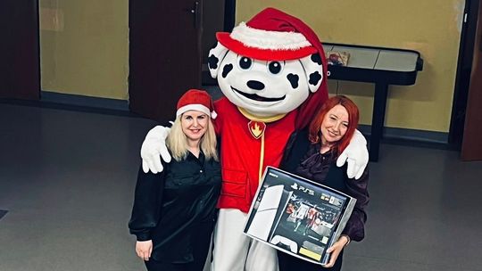 🎄 Podsumowanie projektu „Świąteczna paczka radości dla 29 dzieci z Domu Dziecka w Nowej Pawłówce” 🎁 🎄 Podsumowanie projektu „Świąteczna paczka radości dla 29 dzieci z Domu Dziecka w Nowej Pawłówce” 🎁