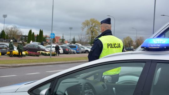 🚓 Policja na cmentarzach – czuwamy nad waszym bezpieczeństwem 🕯️