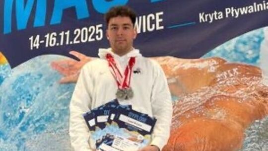 Policjant z medalami. Sierżant Kamil Woźniak łączy służbę ze sportem