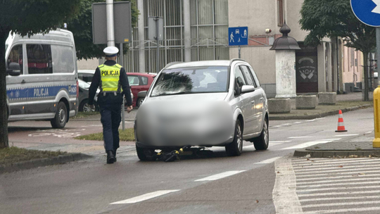 🚨 Potrącenie na ul. Noniewicza w Suwałkach! Hulajnoga zderzyła się z samochodem 🚗🛴 🚨 Potrącenie na ul. Noniewicza w Suwałkach! Hulajnoga zderzyła się z samochodem 🚗🛴