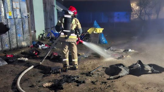 Pożar garażu w miejscowości Monety. W środku znajdował się zbiornik LPG