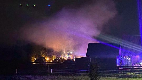 Pożar sauny w Sobolewie. Na miejscu strażacy