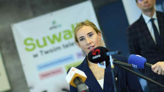 🎤 Poznaj pierwszą prelegentkę wydarzenia „Kobiety Kobietom”. Na scenie: Joanna Konopko