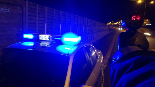 🚓 Prędkość pod lupą policjantów – intensywne działania drogówki w Augustowie 🚓 Prędkość pod lupą policjantów – intensywne działania drogówki w Augustowie