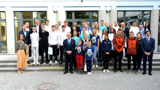 🏆 Prezydent Suwałk podziękował sportowcom za 25 medali 🎖️🇵🇱🌍