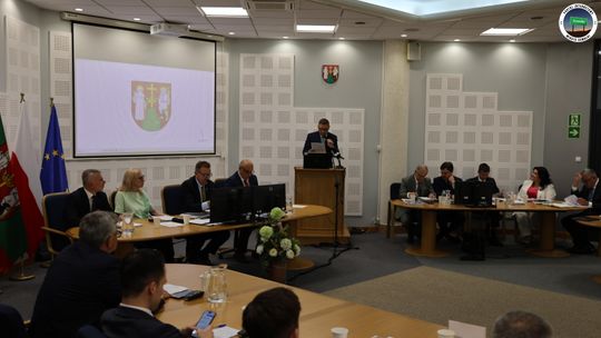Prezydent Suwałk z votum zaufania i absolutorium za wykonanie budżetu Prezydent Suwałk z votum zaufania i absolutorium za wykonanie budżetu