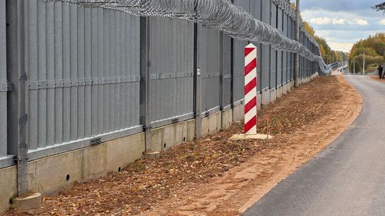 🚷 Próby nielegalnego przekroczenia granicy. Ponad 40 migrantów zatrzymanych przy granicy z Białorusią 🚷 Próby nielegalnego przekroczenia granicy. Ponad 40 migrantów zatrzymanych przy granicy z Białorusią