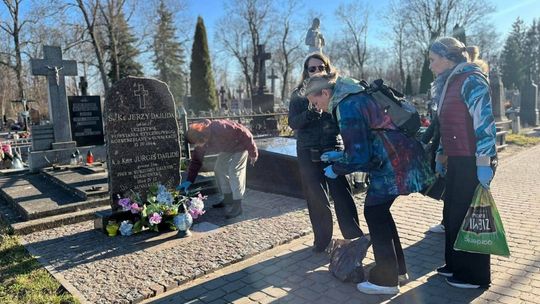 Przed Wielkanocą uporządkowano litewskie groby w Suwałkach