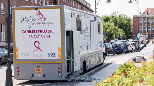 Rak piersi wciąż groźny. NFZ zaprasza kobiety na bezpłatne badania mammograficzne