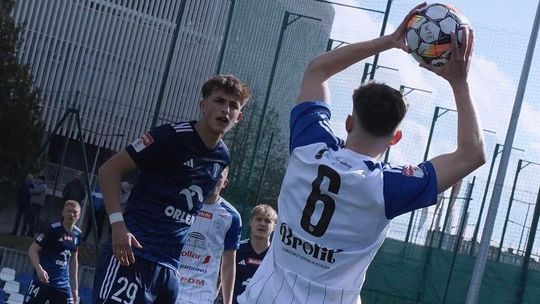 Remis w Płocku. Wigry wypuściły zwycięstwo w doliczonym czasie gry Remis w Płocku. Wigry wypuściły zwycięstwo w doliczonym czasie gry