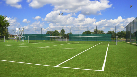 Remont kortów tenisowych przy Zalewie Arkadia. Obiekt czasowo wyłączony z użytkowania 🎾