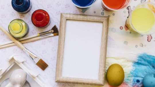 🎨 Rodzinne Warsztaty Plastyczne w Starej Łaźni – Twórz razem z nami! 👨‍👩‍👧‍👦