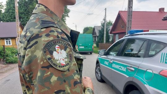 Sąsiedzi zaniepokoili się jego nieobecnością. Strażnik graniczny znalazł mężczyznę leżącego na podłodze