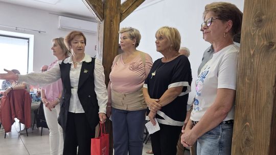 Sejneńscy seniorzy z wizytą studyjną w Sokółce. Wymieniali doświadczenia i poznawali dobre praktyki