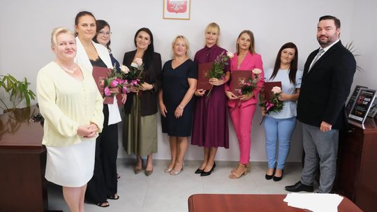 Siedem nauczycielek z Sejn z awansem zawodowym. Otrzymały akty mianowania