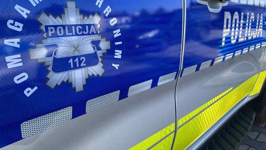 Spowodował kolizję i uciekł. Miał zakaz prowadzenia pojazdów i był pod wpływem narkotyków
