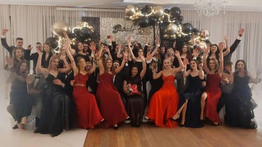 Studniówka maturzystów ZS CKR w Sejnach