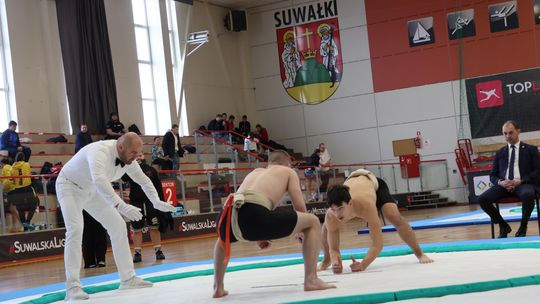 Sumo w Suwałkach! Trwa Puchar Polski w hali OSiR 💪🥋 Sumo w Suwałkach! Trwa Puchar Polski w hali OSiR 💪🥋