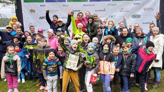 🚴 Suwalczanie błyszczą w błocie! 19 medali na Maratonie Kresowym w Augustowie!