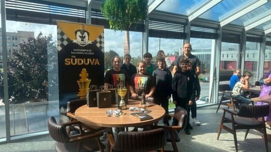 Suwalscy szachiści na 100-leciu klubu w Mariampolu. Była walka o czołowe miejsca