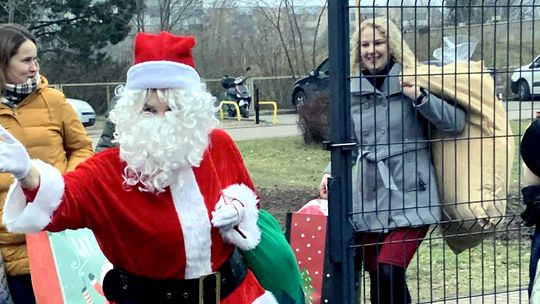 Świąteczne Spotkanie Mikołajkowe w Szpitalu Psychiatrycznym w Suwałkach Świąteczne Spotkanie Mikołajkowe w Szpitalu Psychiatrycznym w Suwałkach