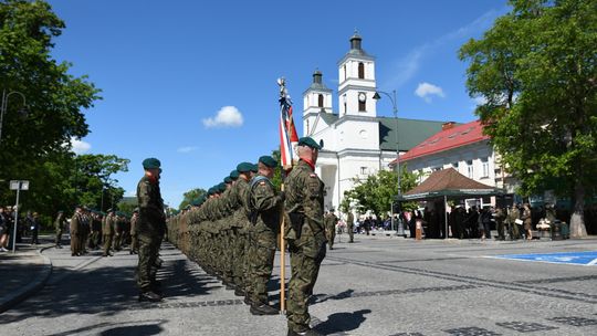🎖️ Święto 14 Pułku Przeciwpancernego im. Marszałka Piłsudskiego – uroczystości w Suwałkach