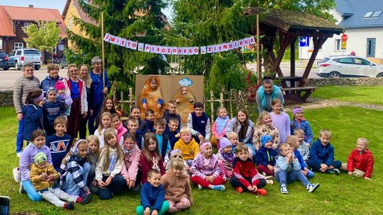 🥔 „Święto Pieczonego Ziemniaka” w Przerośli za nami! 🎉