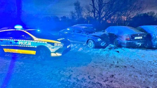 🚓 Sylwester i Nowy Rok pod kontrolą policji. Podsumowanie działań w Olecku