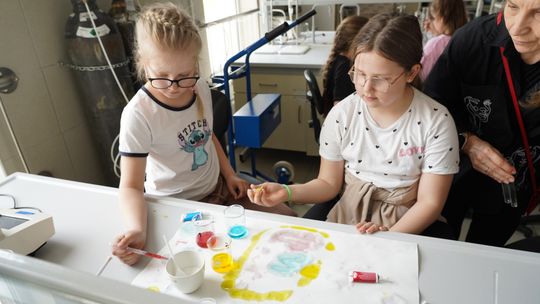 Szachy, aerodynamika i eksperymenty. Naukowa przygoda najmłodszych w Suwałkach