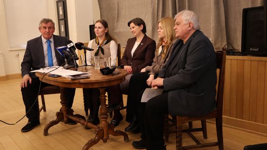 🎬 „To wszystko da się zrealizować” – Wajdowie w Suwałkach 🎬 „To wszystko da się zrealizować” – Wajdowie w Suwałkach