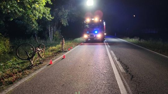 Tragiczny wypadek w Świackie. Nie żyje rowerzystka