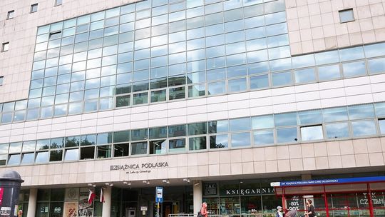 📚 Tydzień pełen kultury w Książnicy Podlaskiej. Wystawa, literatura i film 🎬