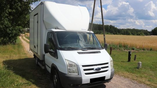 🍽️ Ukradł auto z obiadami! 28-latek zatrzymany przez augustowską policję