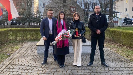 Upamiętnienie ofiar zbrodni katyńskiej w Suwałkach i Augustowie Upamiętnienie ofiar zbrodni katyńskiej w Suwałkach i Augustowie