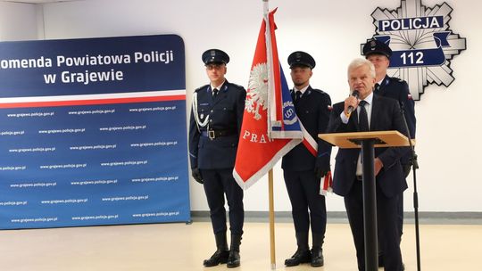 👮‍♂️ Uroczyste obchody Święta Policji w Grajewie – awanse, odznaczenia i podziękowania za służbę