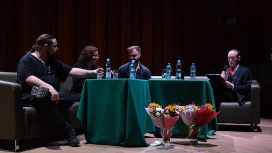 Wieczór muzyki i grozy w Suwałkach. Spotkanie z autorami literatury grozy