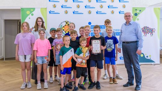 🥈🏆 Wielki sukces Klubu Szachowego Hańcza Suwałki! Drużynowe wicemistrzostwo województwa i grad medali indywidualnych ♟️🔥