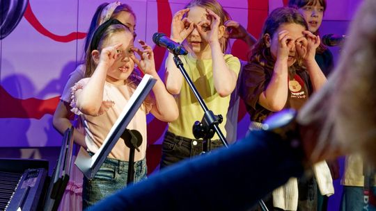 🎶 Wiosenny Koncert Gospel w Kawiarence Artystycznej