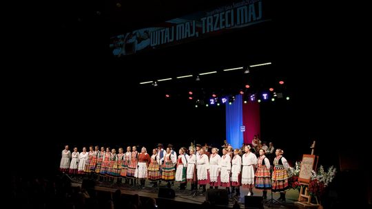 „Witaj Maj, 3 Maj” – wyjątkowy koncert ZPiT „Suwalszczyzna” z okazji Święta Konstytucji