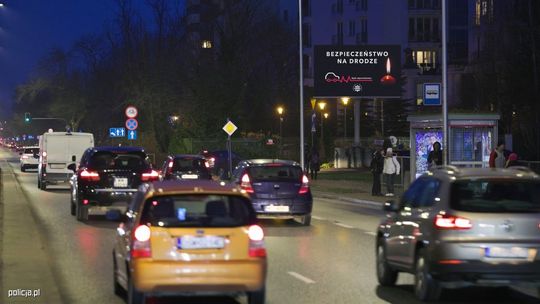 Wszystkich Świętych 2026. Policja zapowiada wzmożone kontrole i apeluje o ostrożność