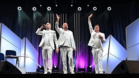 Wygraj bilety na Kabaret Neo-Nówka! Sprawdź, jak zgarnąć podwójne wejściówki 🎟️😂