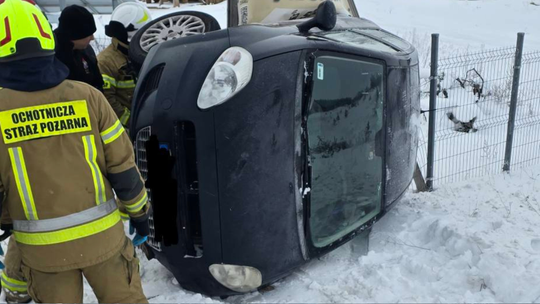 🚨 Wypadek drogowy w Turówce Starej. Interweniowały służby ratunkowe