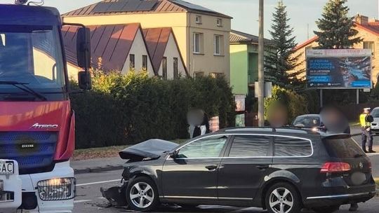 🚨 Wypadek na ul. Wojska Polskiego! 🚓 🚨 Wypadek na ul. Wojska Polskiego! 🚓