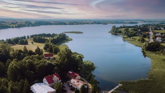 Wypoczynek nad Jeziorem Wiżajny? Agroturystyka Kalinka zaprasza na Suwalszczyznę
