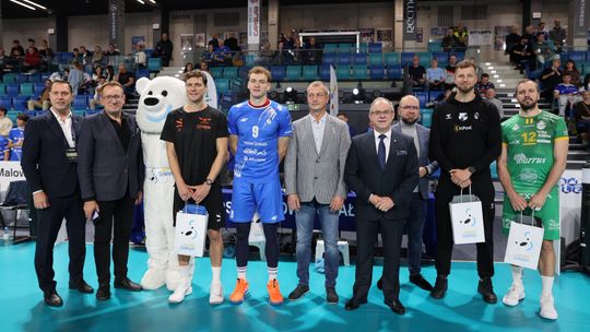 XVI Memoriał Józefa Gajewskiego rozpoczęty. Suwałki świętują siatkówkę na najwyższym poziomie XVI Memoriał Józefa Gajewskiego rozpoczęty. Suwałki świętują siatkówkę na najwyższym poziomie