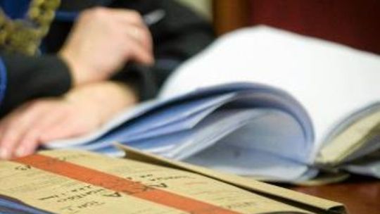 Zaatakował mieczem pokrzywdzonego – 21-latek z Olecka tymczasowo aresztowany 🗡️🚓 Zaatakował mieczem pokrzywdzonego – 21-latek z Olecka tymczasowo aresztowany 🗡️🚓