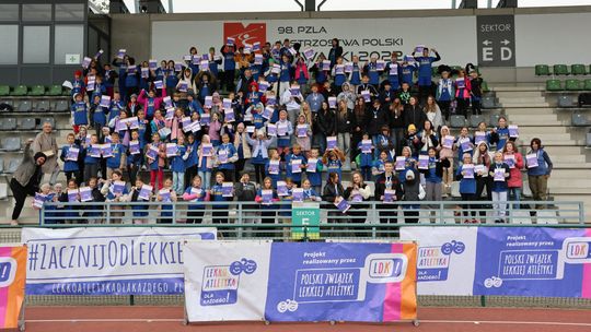 🏃♂️ „Zacznij od lekkiej” za nami! Sportowa przygoda dzieci i młodzieży w Suwałkach 🏃♂️ „Zacznij od lekkiej” za nami! Sportowa przygoda dzieci i młodzieży w Suwałkach