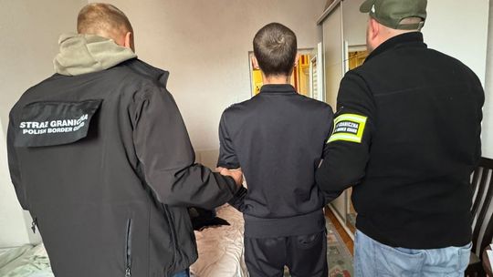 Zatrzymania za organizowanie nielegalnego przekraczania granicy. Dwie osoby w rękach Straży Granicznej