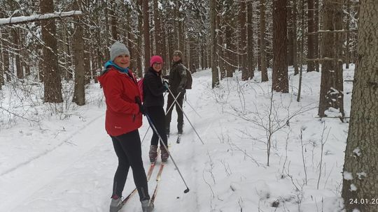 Zimowa wycieczka narciarska po południowej części WPN